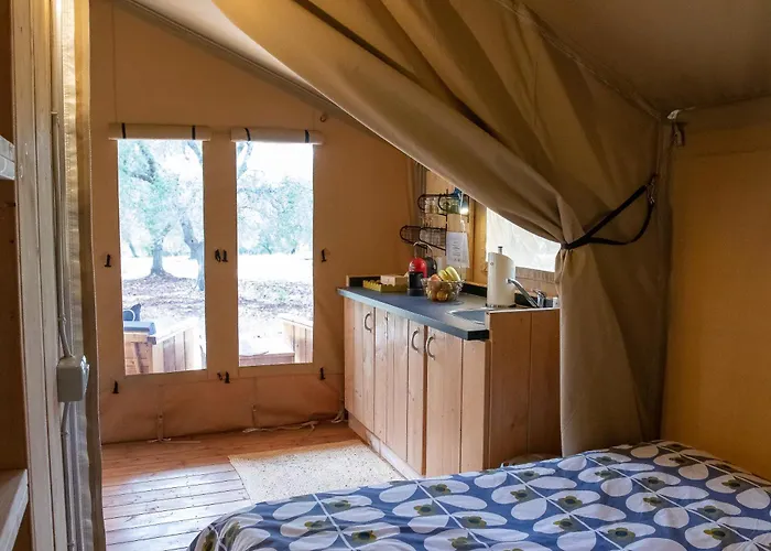 Domus Olea Glamping * Ceglie Messapica